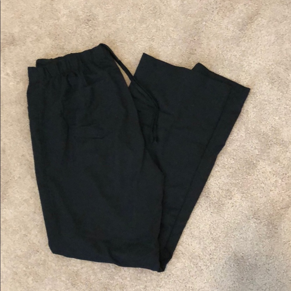 Black Greys Anatomy scrub pants